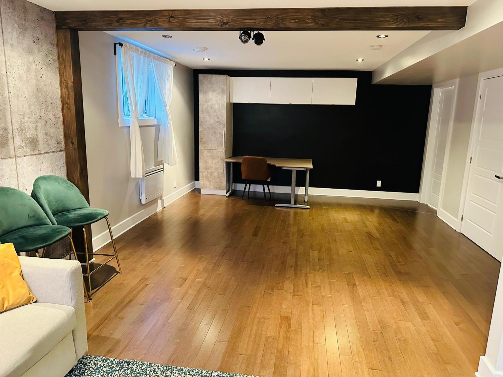 Urban Retreat - 2 Bedroom, 3 Beds, 6 Guests, Free Parking Longueuil Eksteriør bilde